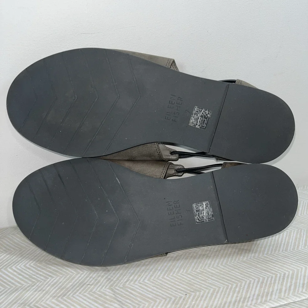 Eileen Fisher Women's Peep Toe Sandals Flat Shoes Sz 7 Brown Suede Flats Leather